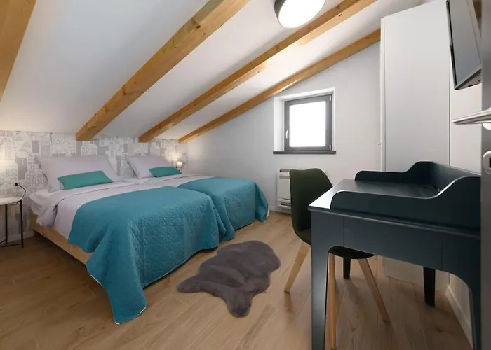 Santina By Briskva Visnjan