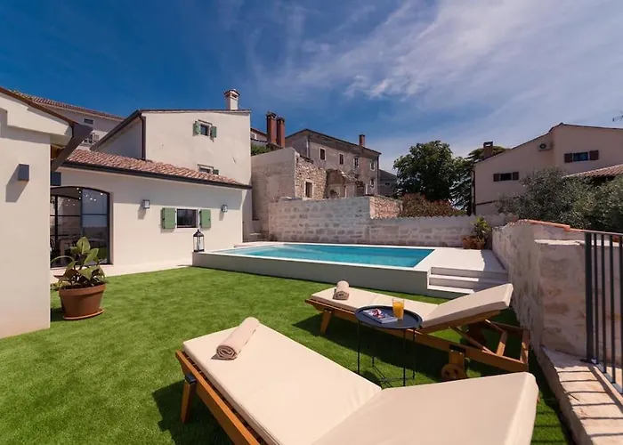 Vila Santina By Briskva *