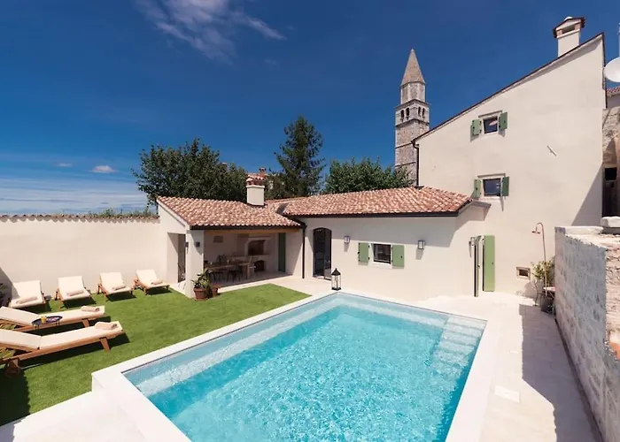 Vila Santina By Briskva